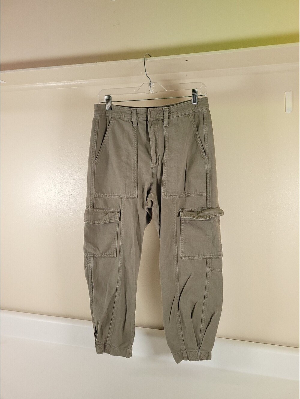 banana republic cargo pants women size 4 beige tapered leg